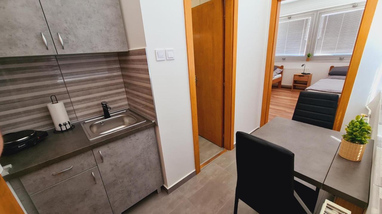 Heder Apartmanok バラトンフェニヴェシュ エクステリア 写真