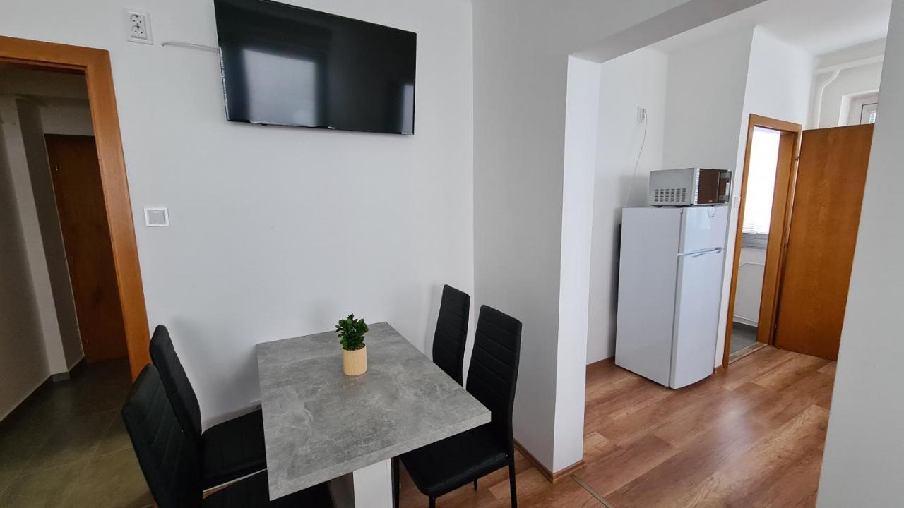 Heder Apartmanok バラトンフェニヴェシュ エクステリア 写真