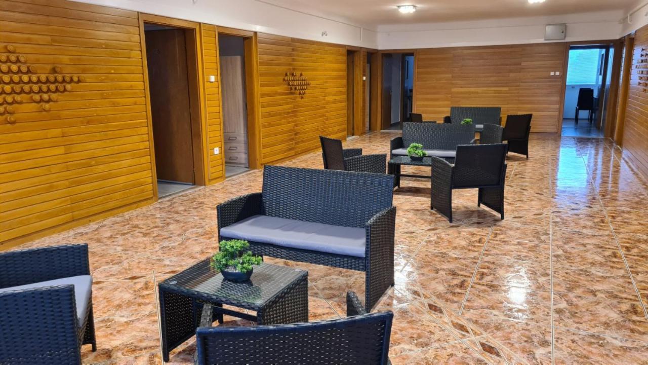Heder Apartmanok バラトンフェニヴェシュ エクステリア 写真