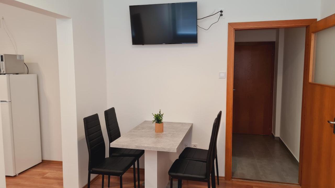 Heder Apartmanok バラトンフェニヴェシュ エクステリア 写真