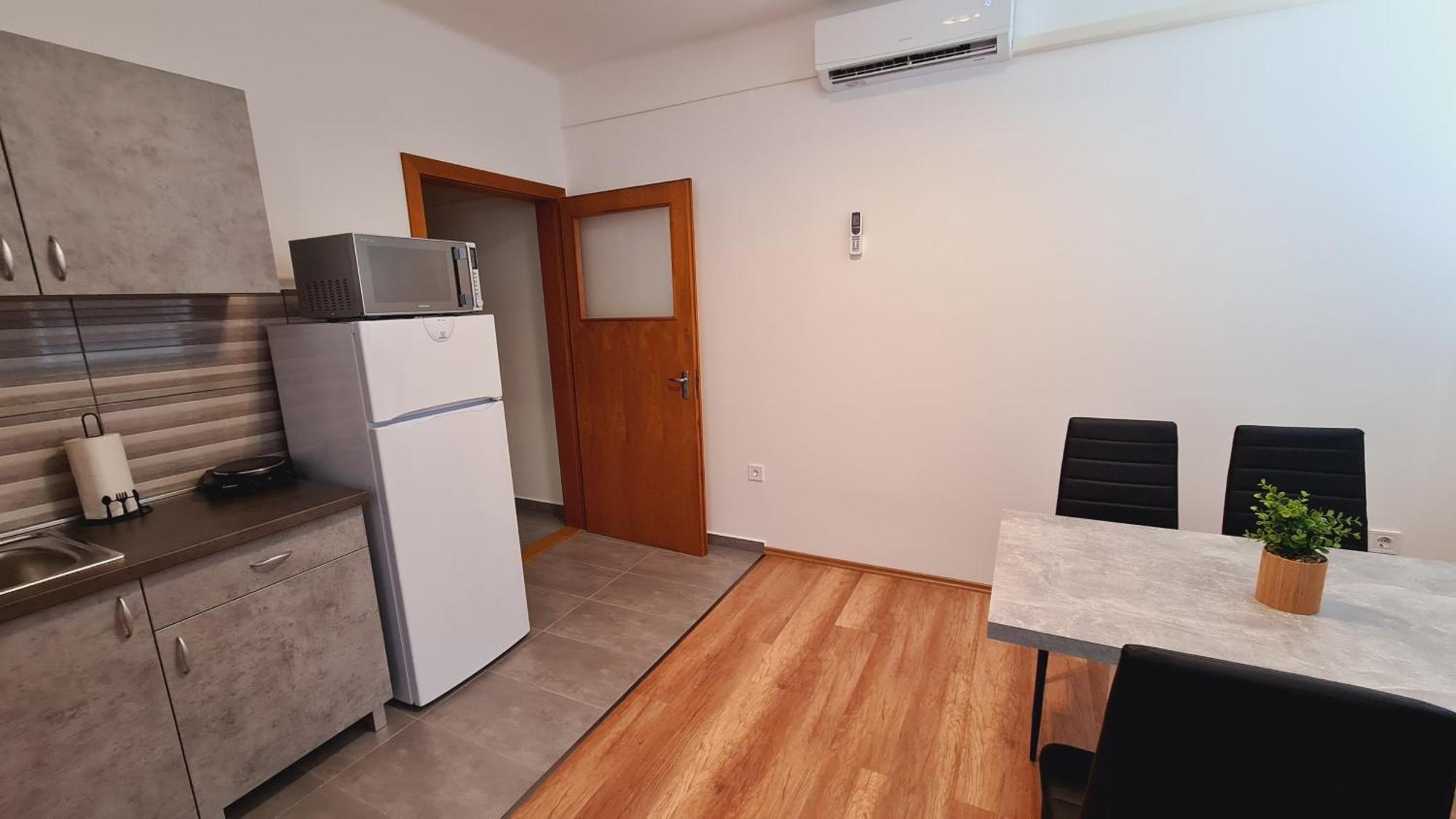 Heder Apartmanok バラトンフェニヴェシュ エクステリア 写真