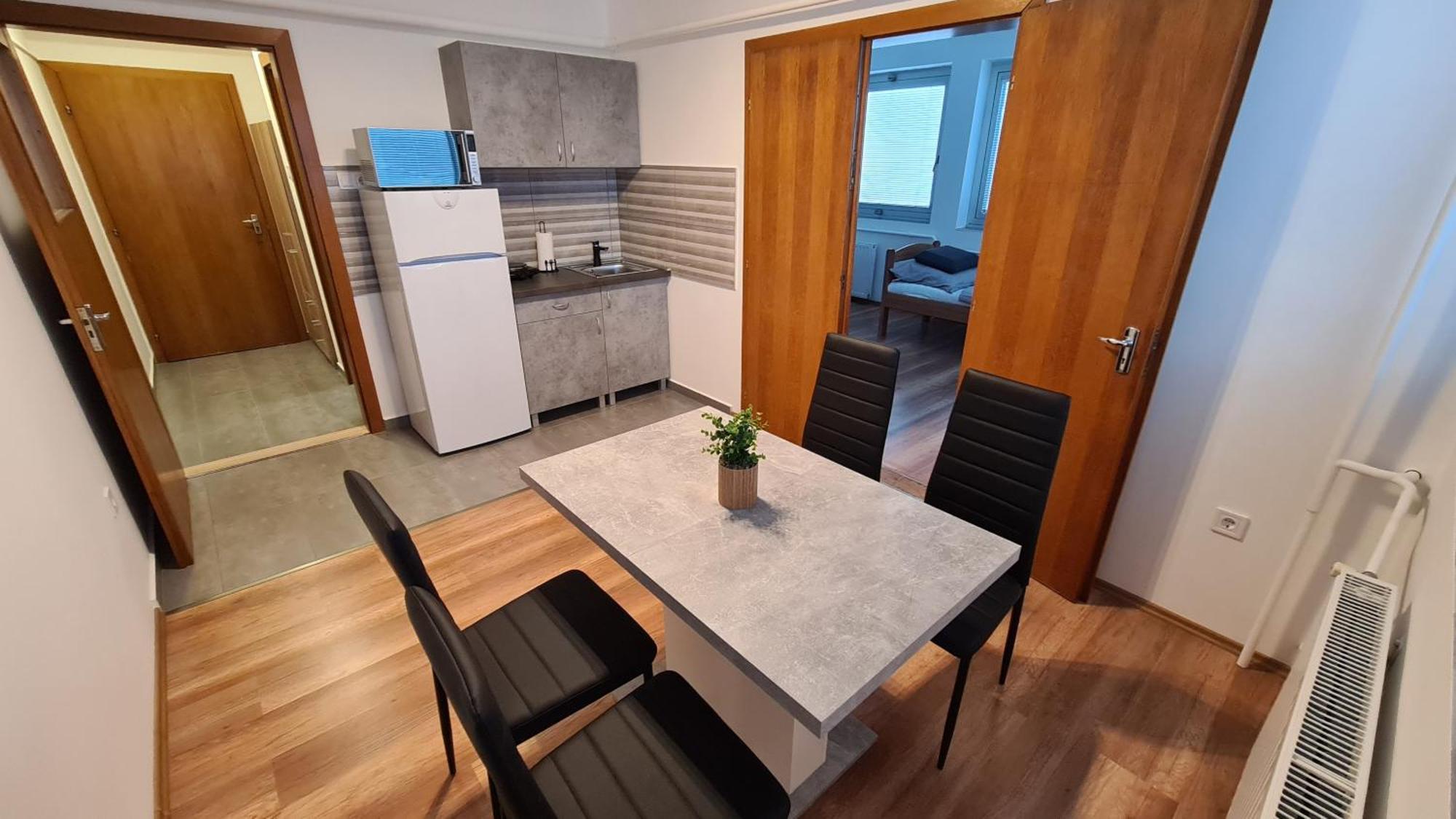 Heder Apartmanok バラトンフェニヴェシュ エクステリア 写真