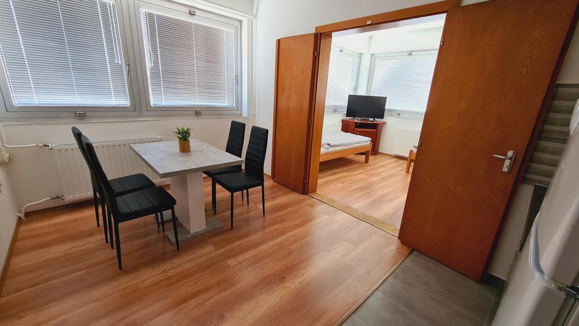 Heder Apartmanok バラトンフェニヴェシュ エクステリア 写真